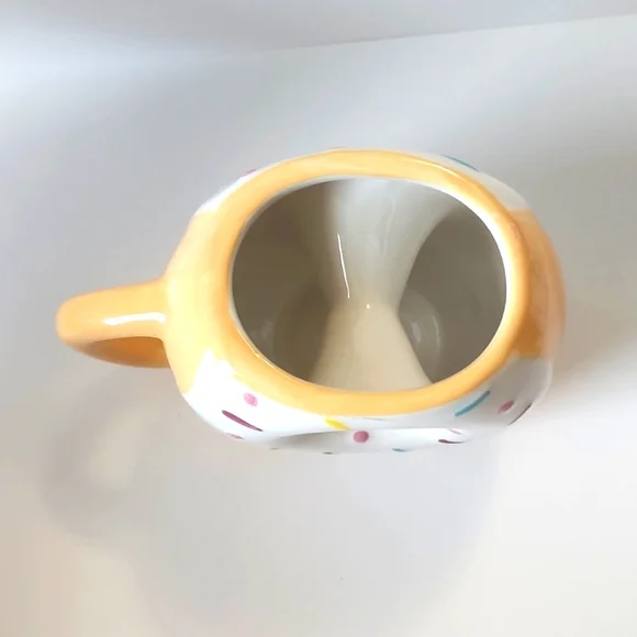 Donut Mug - Picture 3 of 4